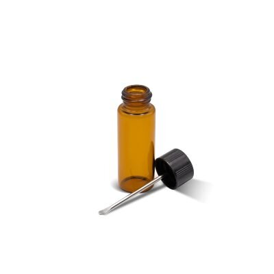 OLYMPUS® Γυάλινο Δοχείο με Κουτάλι 6.5cm Ύψος: 6.5cm Διάμετρος: 2cm Καπάκι με κουταλάκι Το σκούρο χρώμα του γυαλιού προστατεύει το υλικό σας από τις UV ακτίνες ηλίου